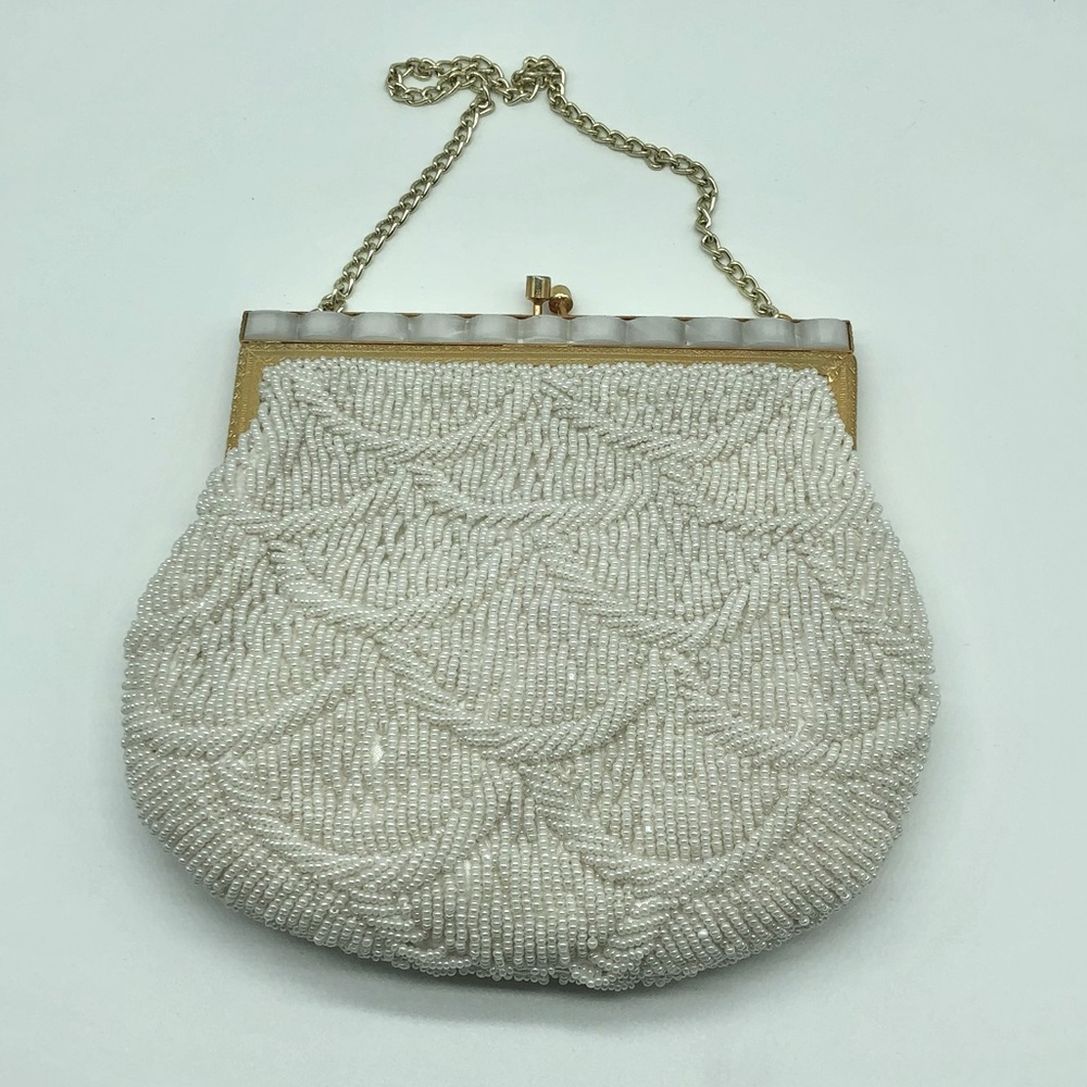 Vintage Hong Kong beaded handbag with mother of pearl inlay